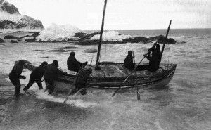 Sólo cinco hombres fueron los escogidos junto a Shackleton para salir en busca de ayuda desde Isla Elefante.