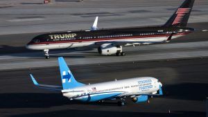 Aviones de Donald Trump y Hillary Clinton